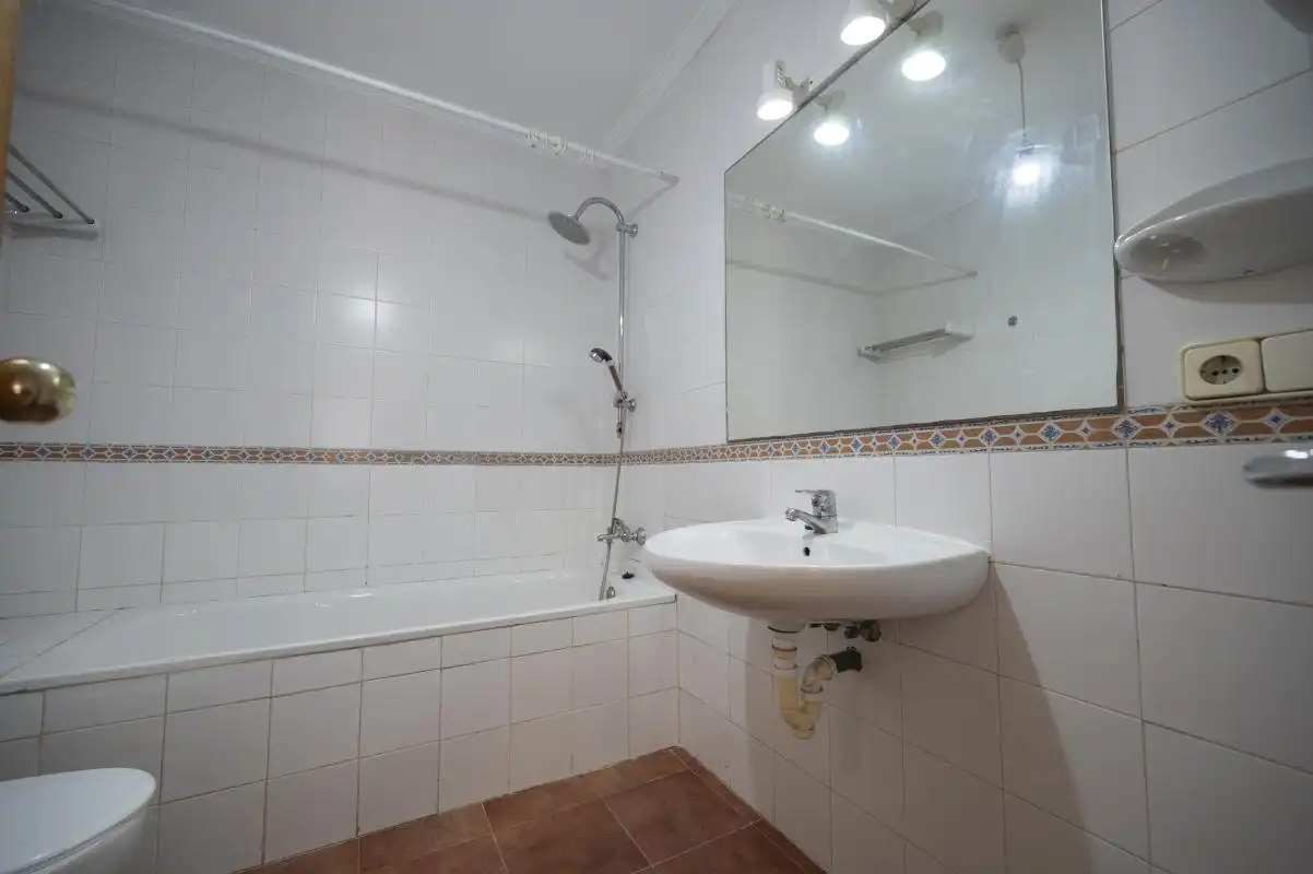 Bany de Pis en venda en Eivissa amb Calefacció, Terrassa i Balcó