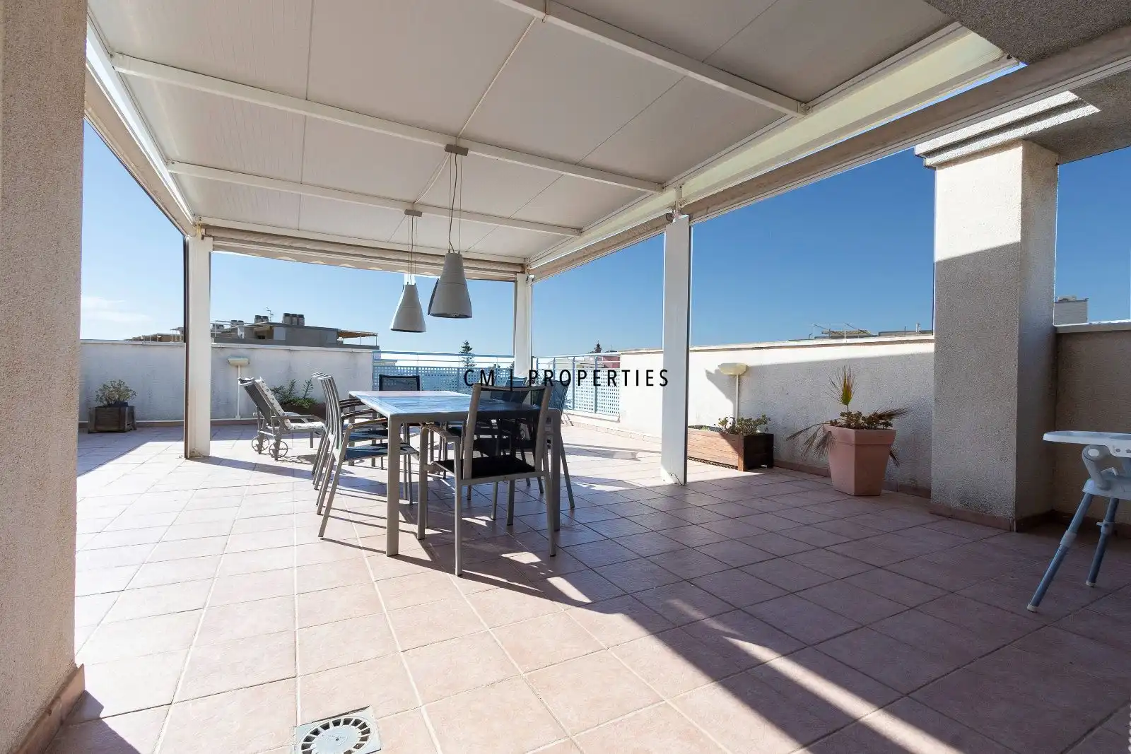 Terrasse von Dachboden zur Miete in Canet d'En Berenguer mit Klimaanlage, Heizung und Terrasse