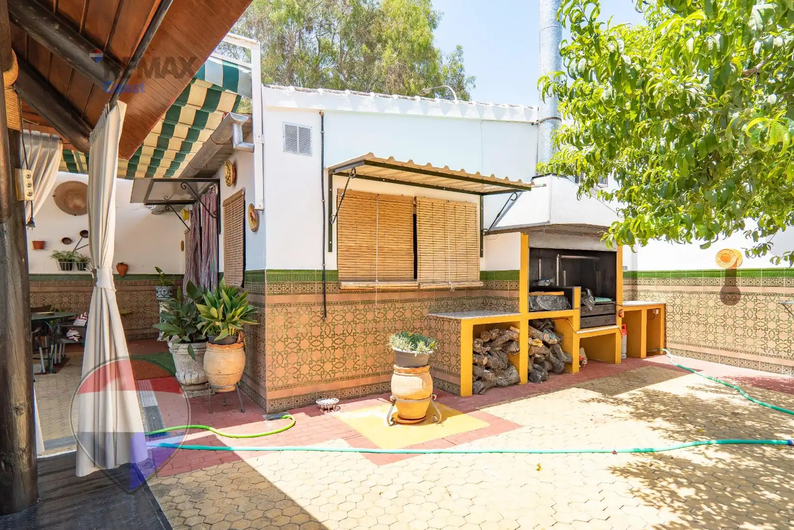 Exterior view of Houses for sale in Cuevas Bajas  with Heating, Private garden and Swimming Pool