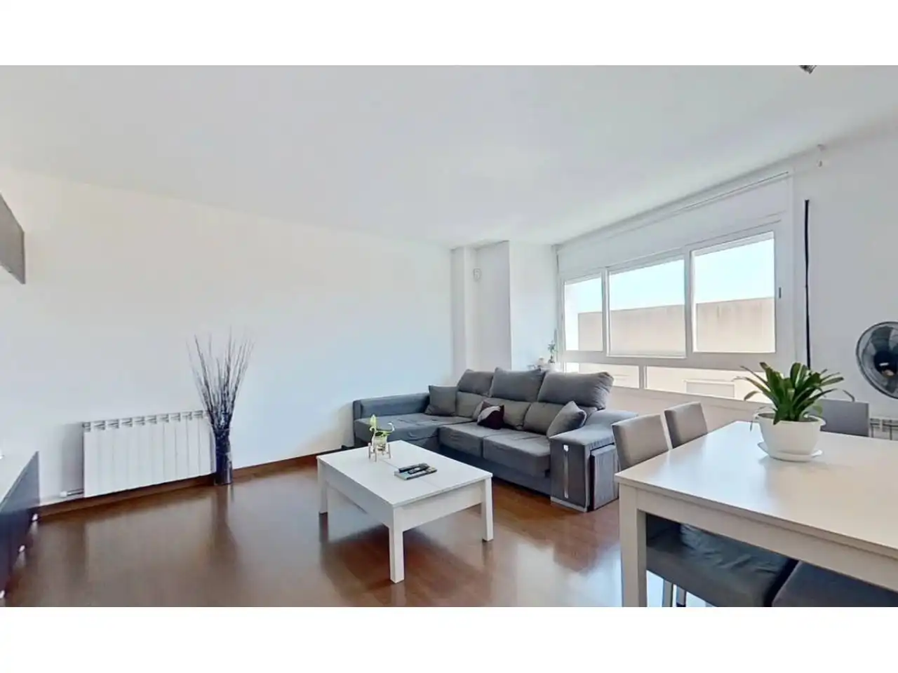 Sala de estar de Dúplex en venta en Terrassa con Terraza y Balcón