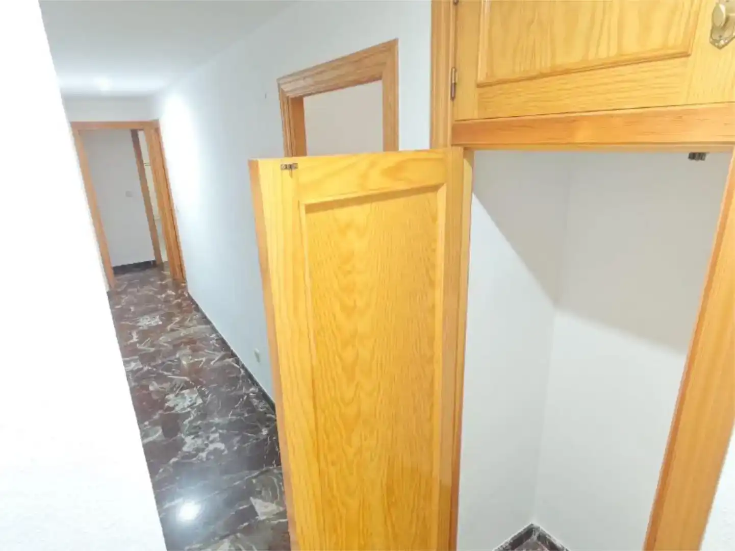 Piso en venta en Villa del Río con Balcón