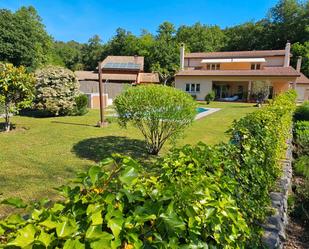 Jardí de Casa o xalet en venda en Sant Feliu de Pallerols amb Aire condicionat, Calefacció i Jardí privat