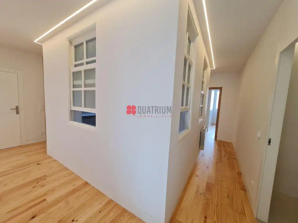 Flat for rent in Santiago de Compostela   with Heating