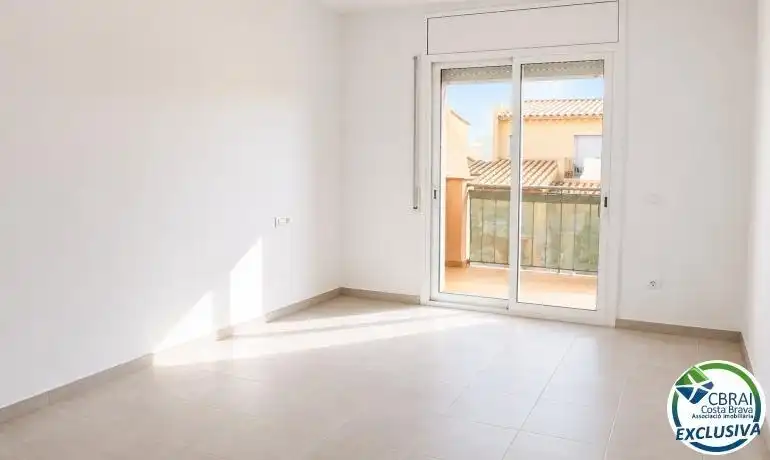 Dormitori de Casa o xalet en venda en Empuriabrava amb Calefacció