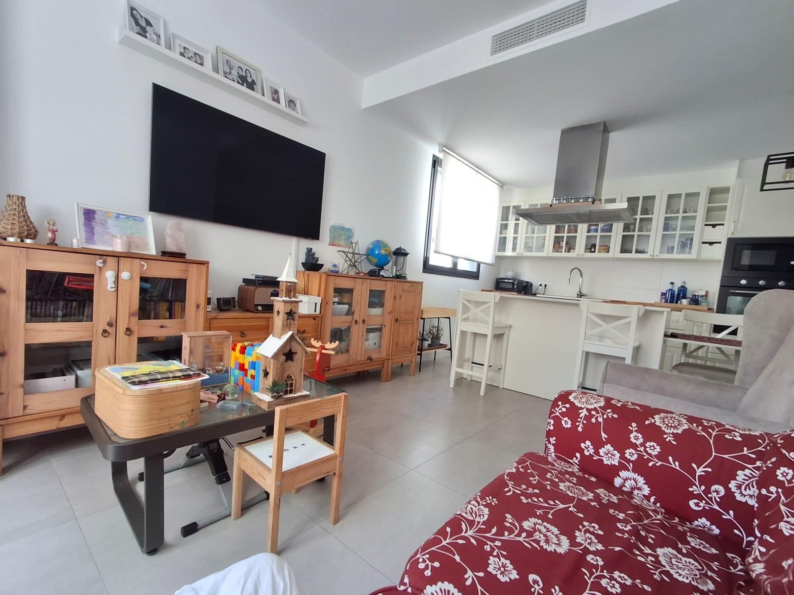 Living room of Flat for sale in  Cádiz Capital  with Air Conditioner
