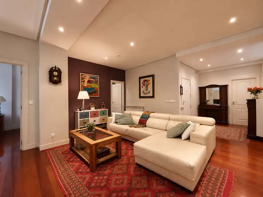 Sala d'estar de Pis en venda en Vitoria - Gasteiz amb Calefacció, Parquet i Terrassa