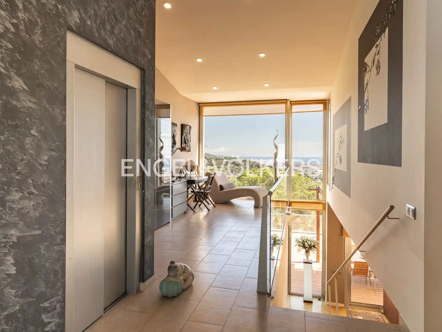 Casa amb terrassa en venda a Premià de Dalt, imagen 3
