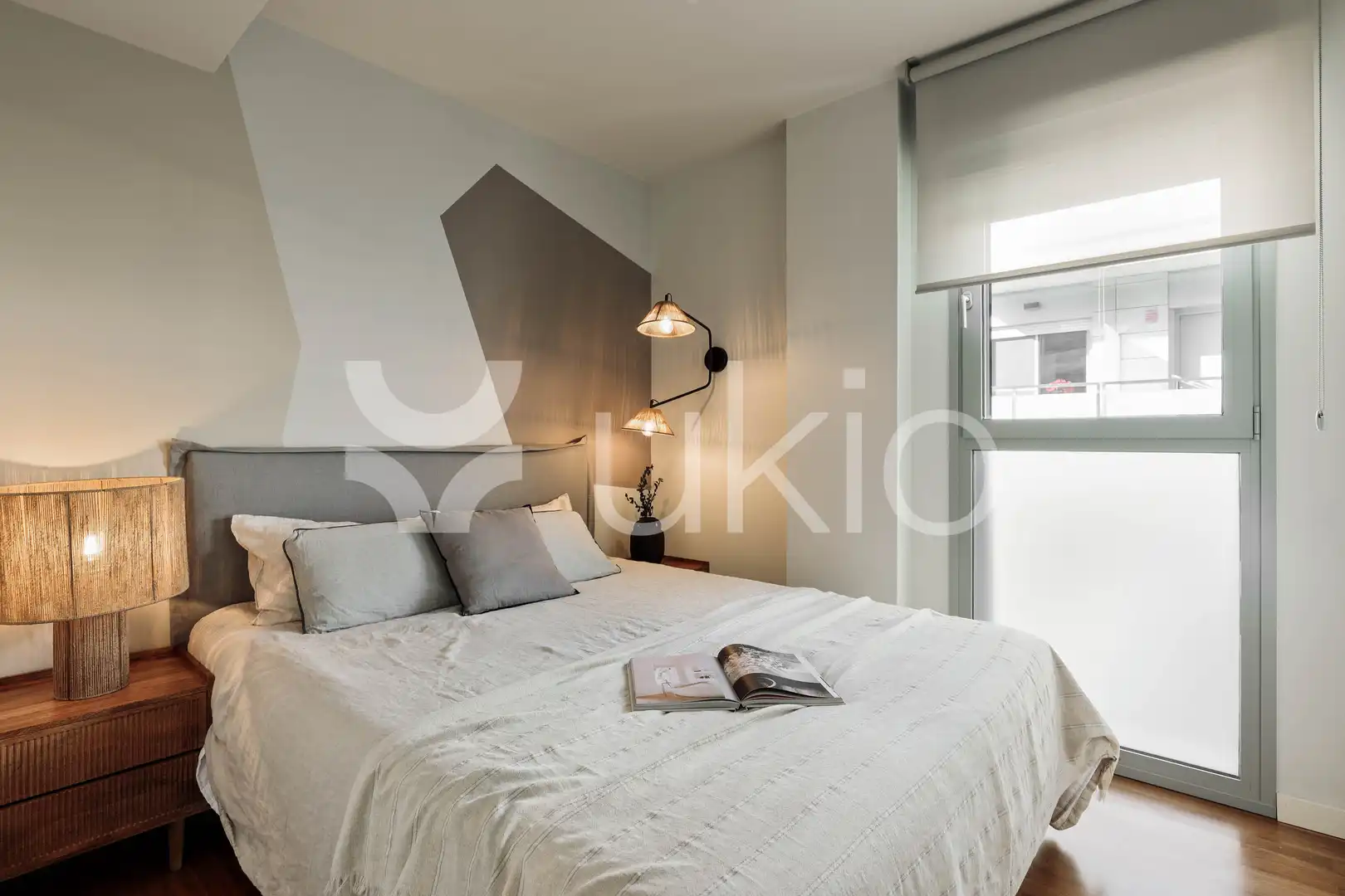 Schlafzimmer von Wohnungen zur Miete in Barcelona mit Klimaanlage, Heizung und Terrasse