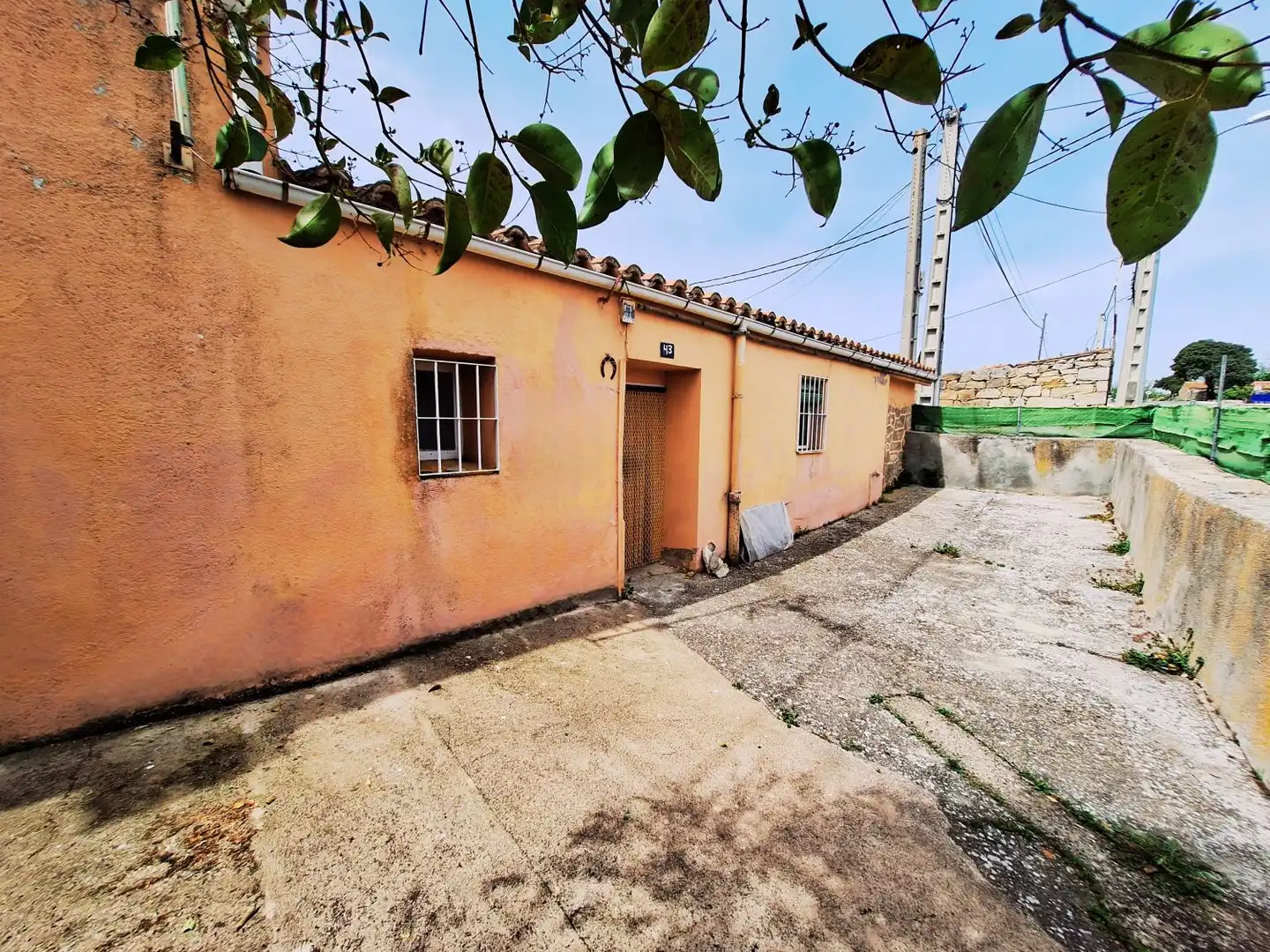 Vista exterior de Casa o chalet en venta en Ávila Capital con Calefacción, Terraza y Trastero