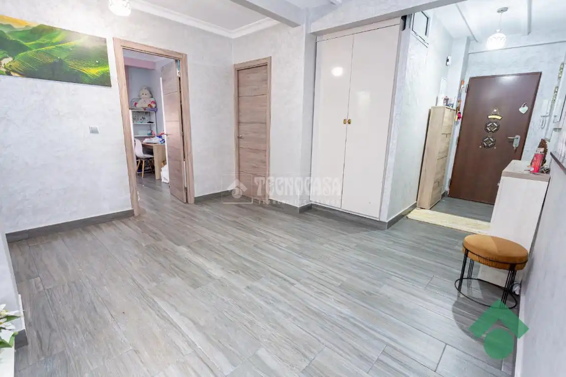 Flat for sale in Algeciras  with Terrace
