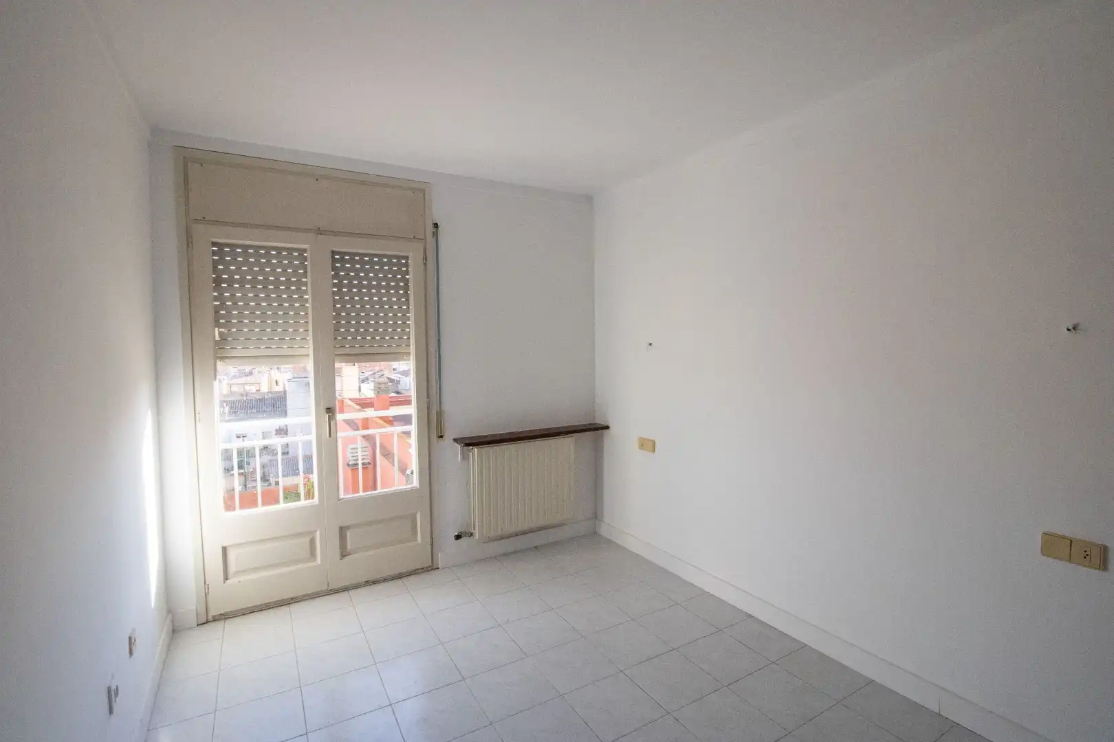 Flat for sale in Salvador Dalí, Eixample - Horta Capallera