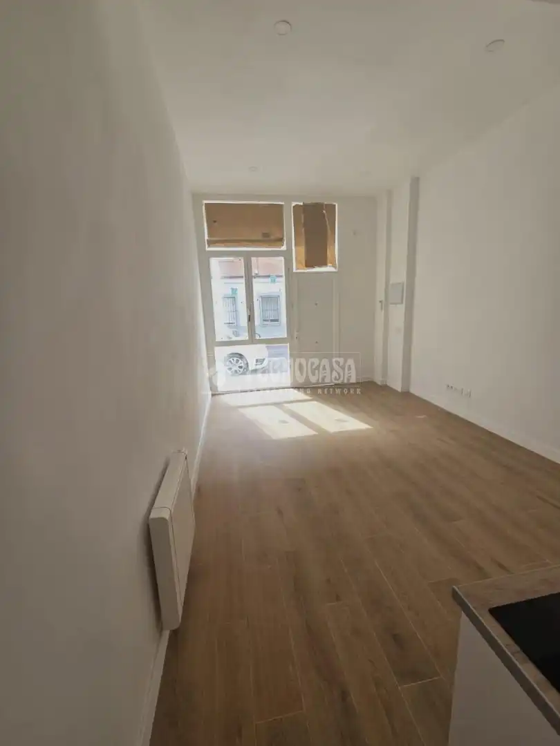 Habitación de Piso en venta en Madrid con Calefacción