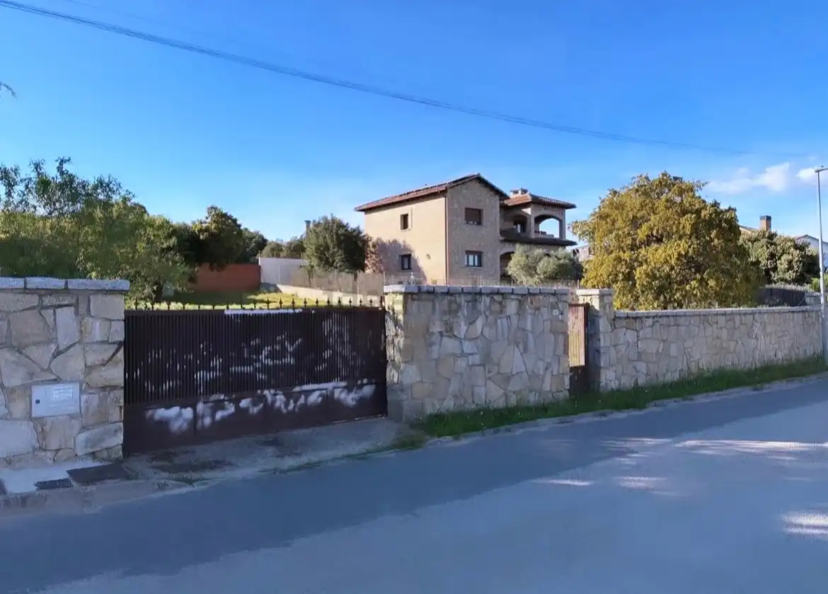 Terreny residencial en venda a Calle Tauro, imagen 3