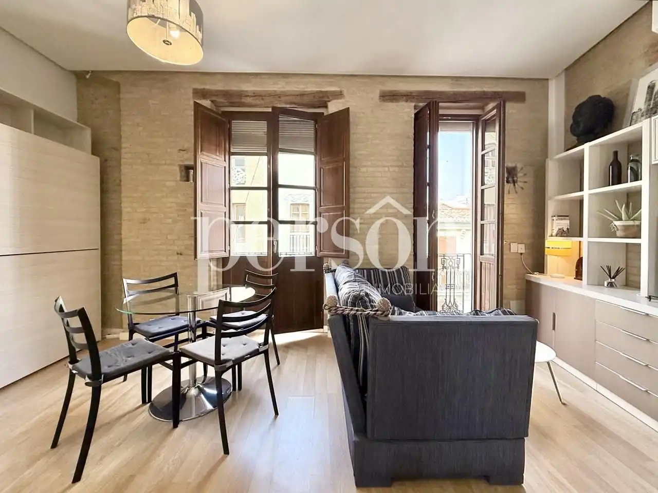 Außenansicht von Loft zur Miete in  Valencia Capital mit Klimaanlage, Heizung und Möbliert