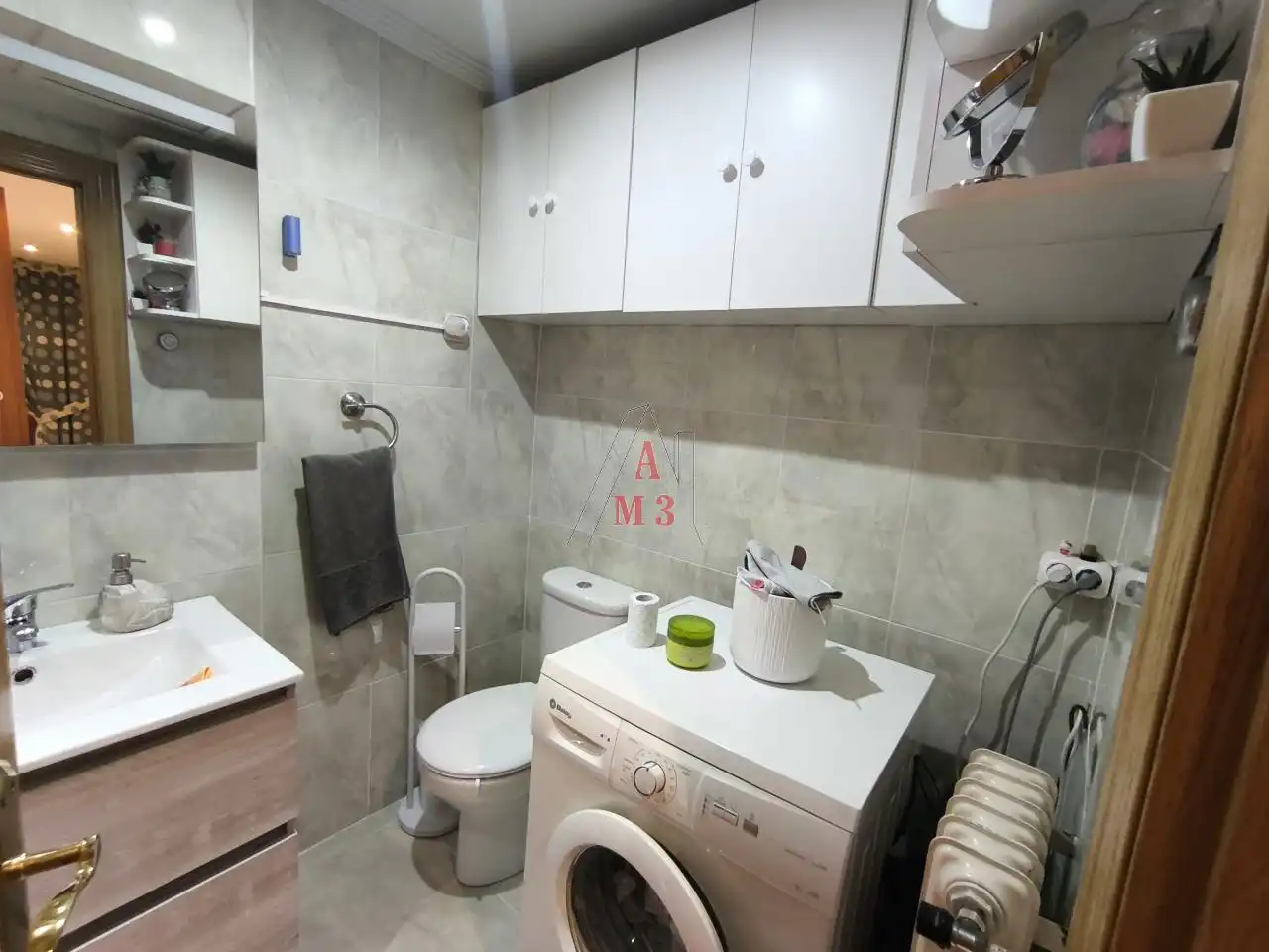 Baño de Piso en venta en San Andrés del Rabanedo con Calefacción, Terraza y Trastero