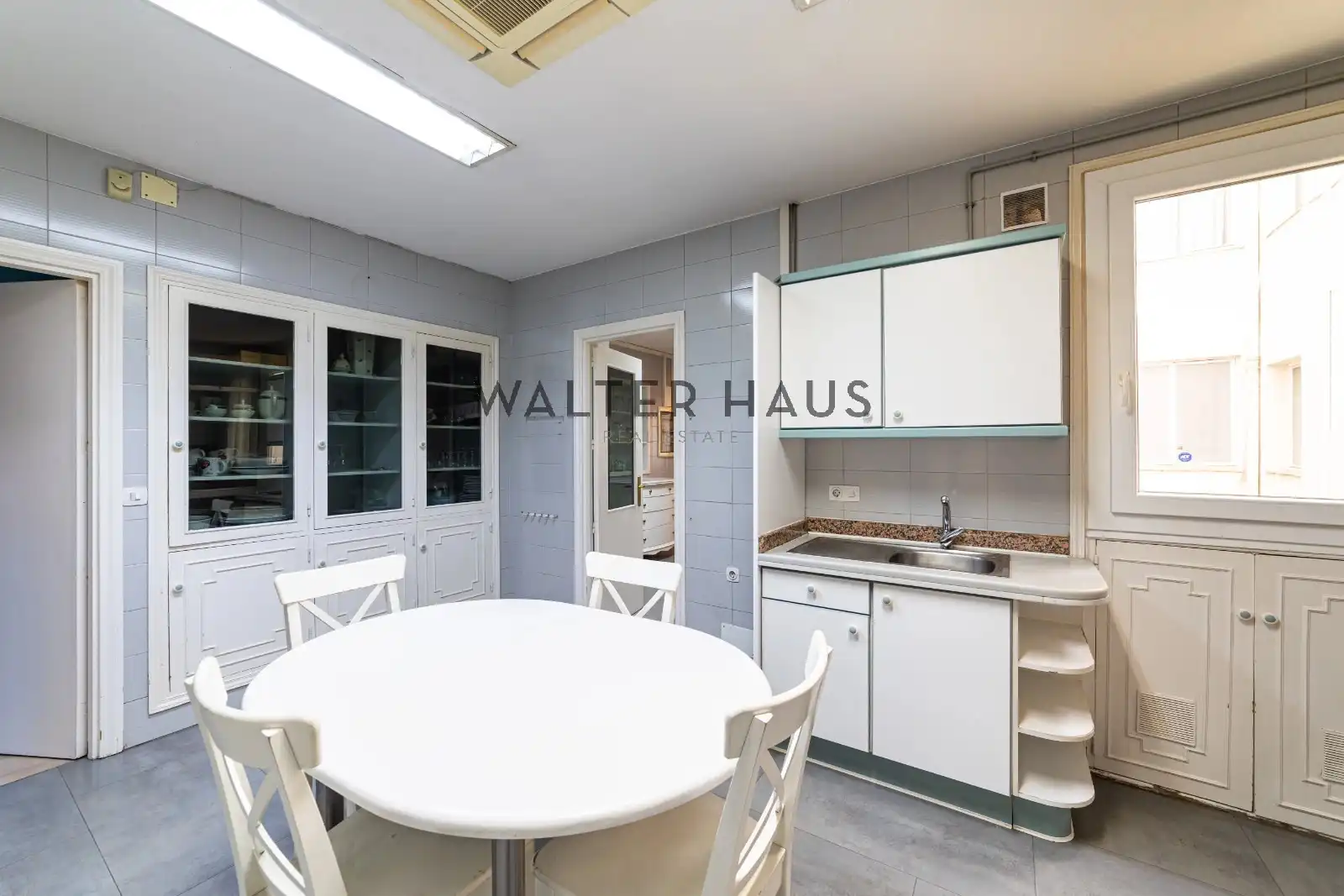 Flat with lift for sale in Calle de Modesto Lafuente, imagen 27