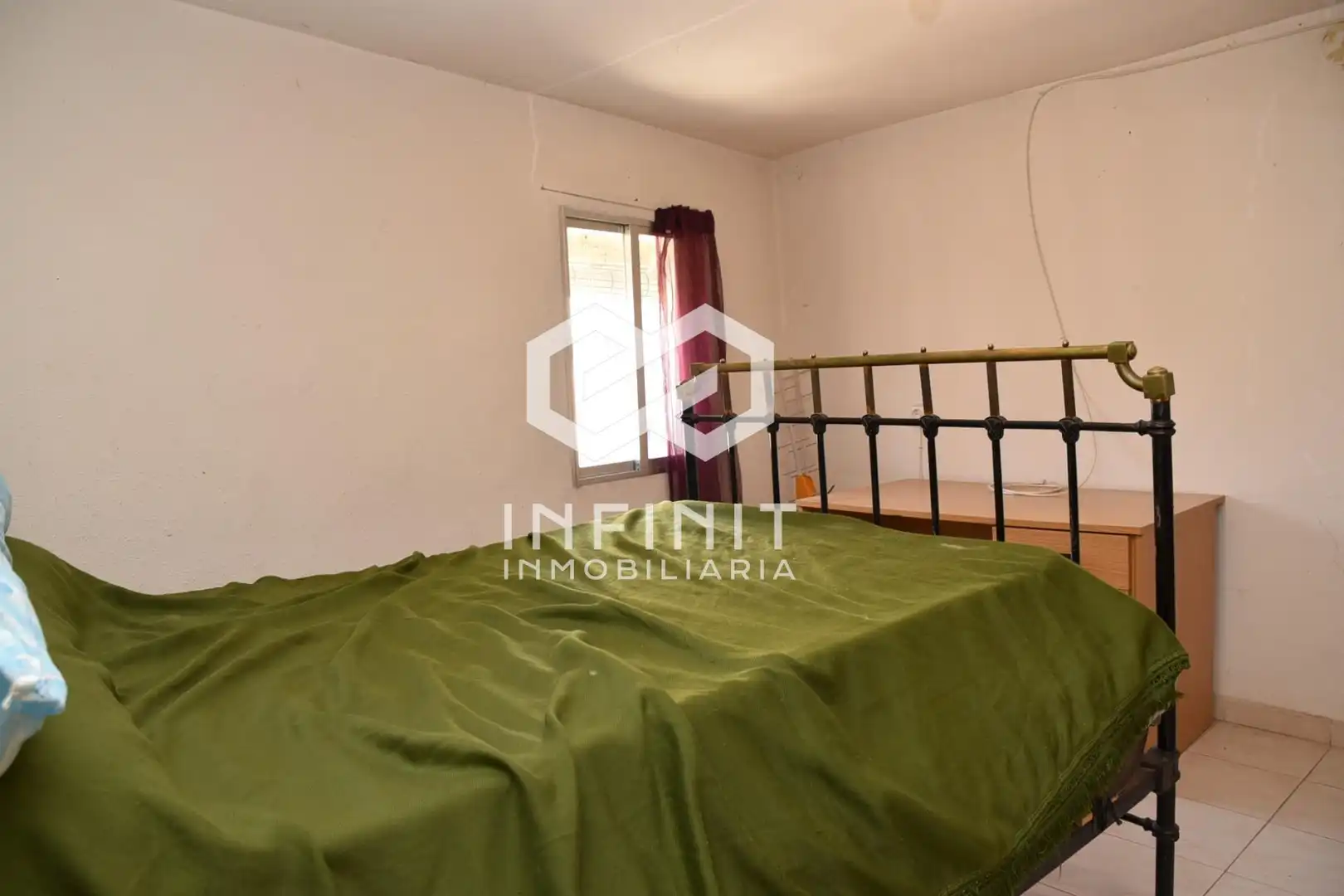 Bedroom of Houses for sale in Muduex  with Private garden, Storage room and Balcony