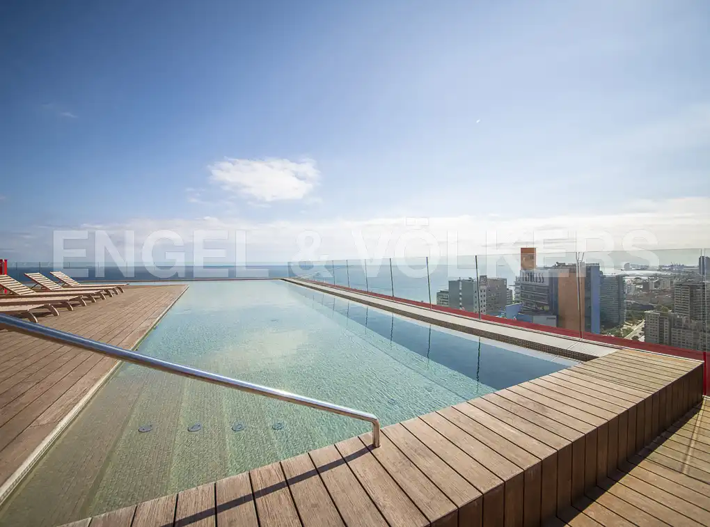 Piscina de Piso de alquiler en Barcelona con Aire acondicionado, Calefacción y Piscina