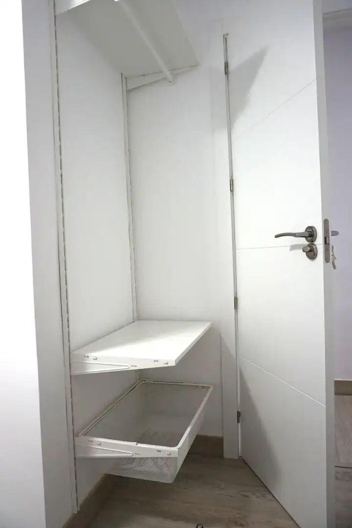 Room in Calle CAPITAN MENDEZ VIGO, 50, Santo Tomás