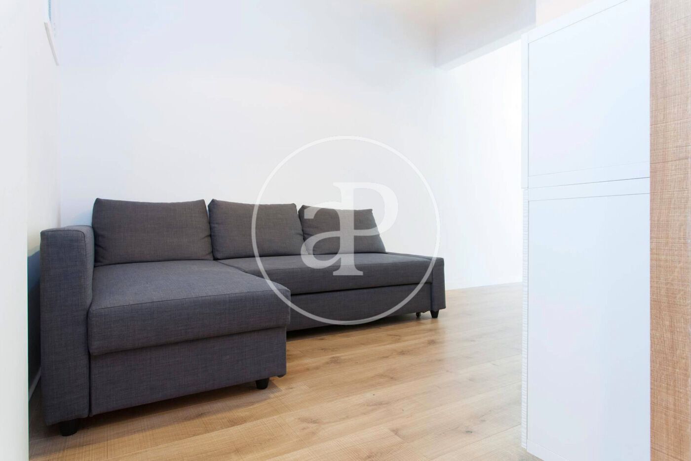 Living room of Flat for sale in  Barcelona Capital  with Air Conditioner, Heating and Furnished