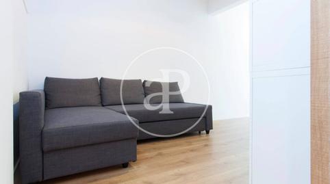Photo 3 of Flat for sale in Carrer de Conca, El Camp de l'Arpa del Clot,  Barcelona Capital