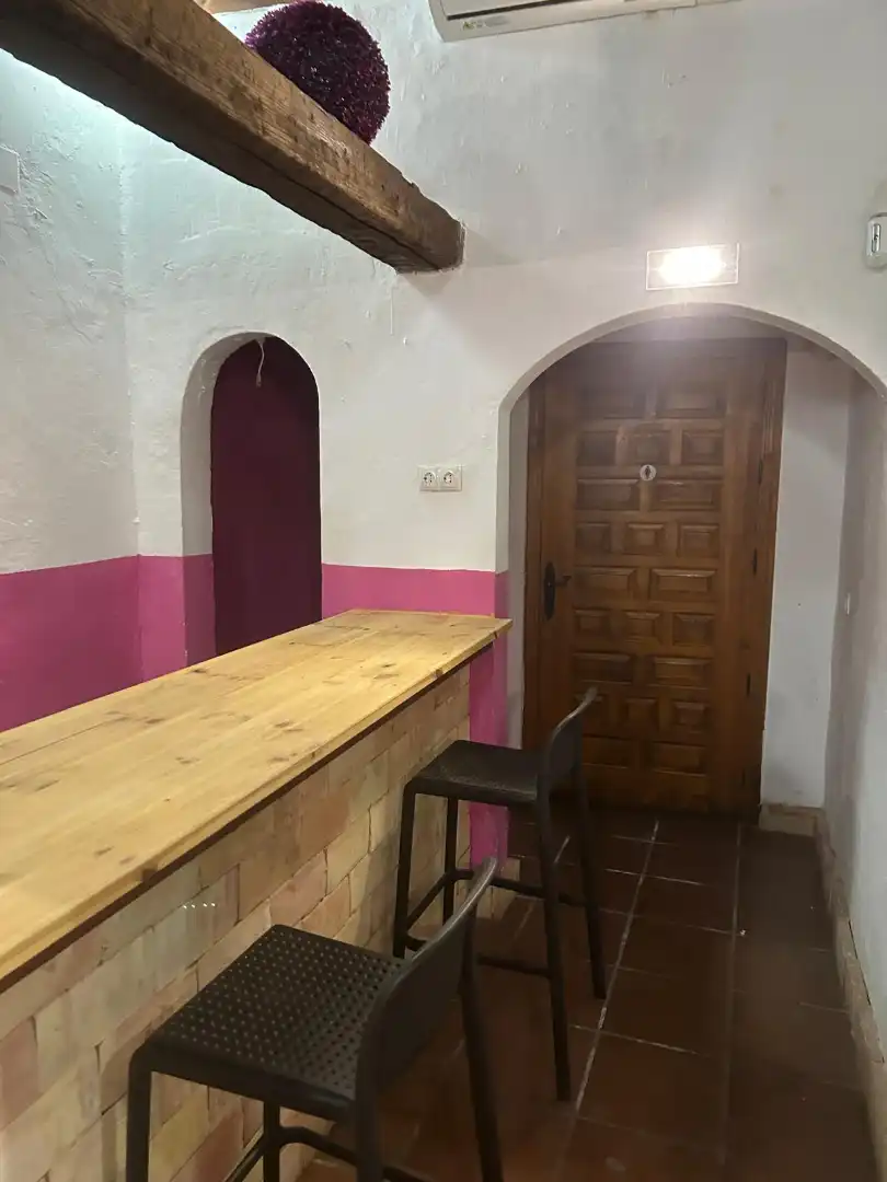 Commercial properties for rent in Cartagena  with Air Conditioner, Heating and Furnished