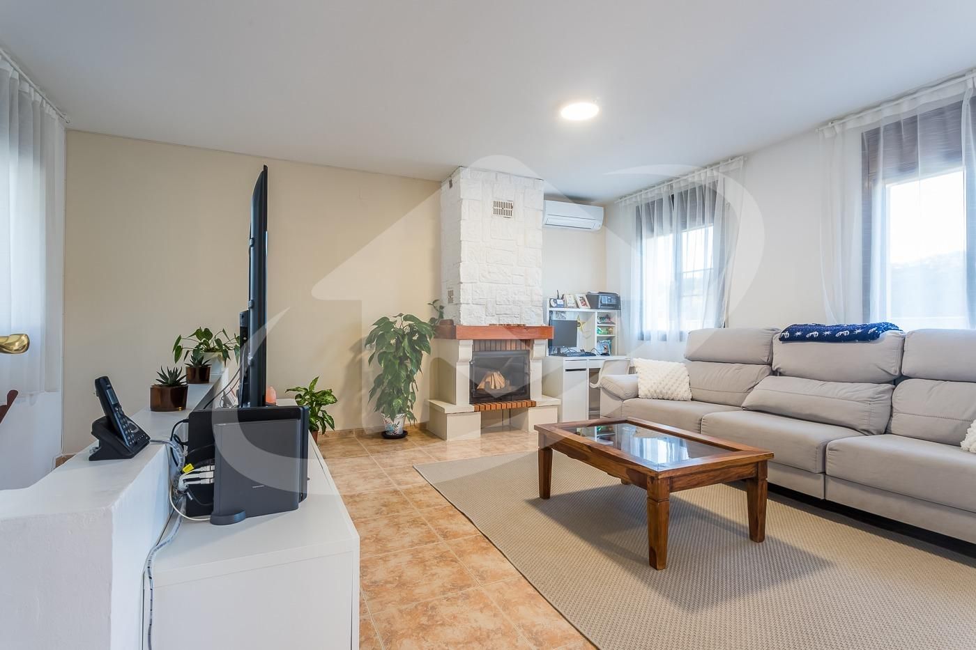 Living room of Houses for sale in Castellar del Vallès  with Air Conditioner, Heating and Private garden