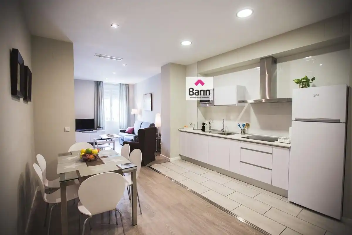 Cuina de Loft en venda en Córdoba amb Aire condicionat, Parquet i Moblat