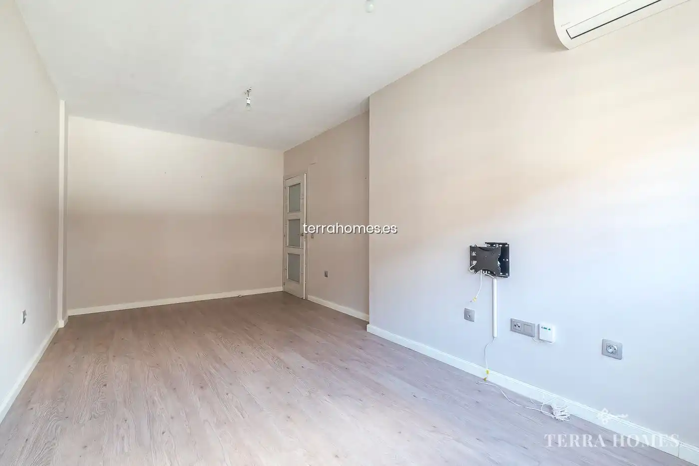 Living room of Apartments for sale in Tetuán