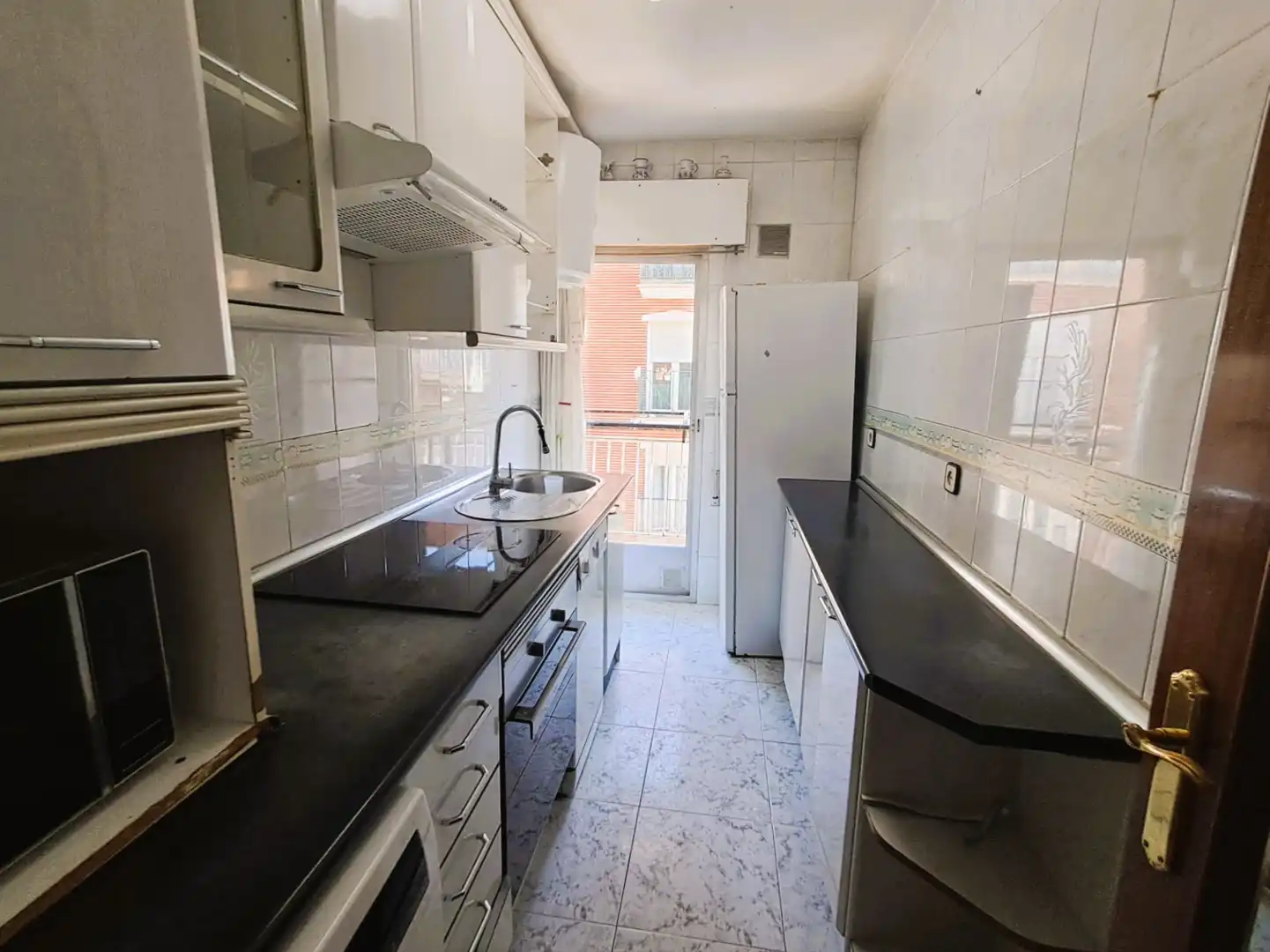 Cocina de Piso en venta en Madrid con Calefacción, Terraza y Alarma