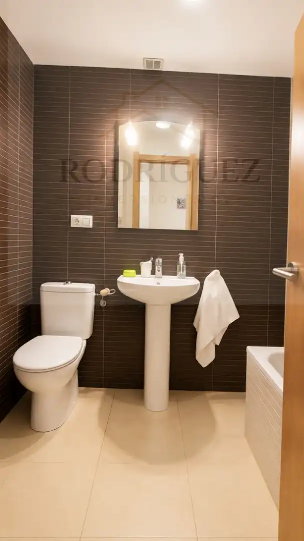 Erdgeschosswohnung mit Pool zum Verkauf in Carrer de República, imagen 14