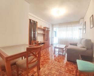 Living room of Flat to rent in  Madrid Capital  with Air Conditioner and Terrace