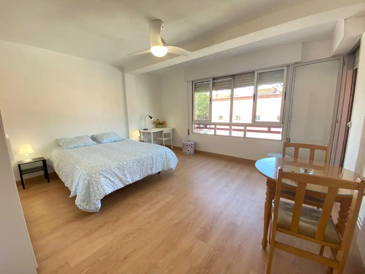 Room in Calle Pedroches, 7, Entrevías