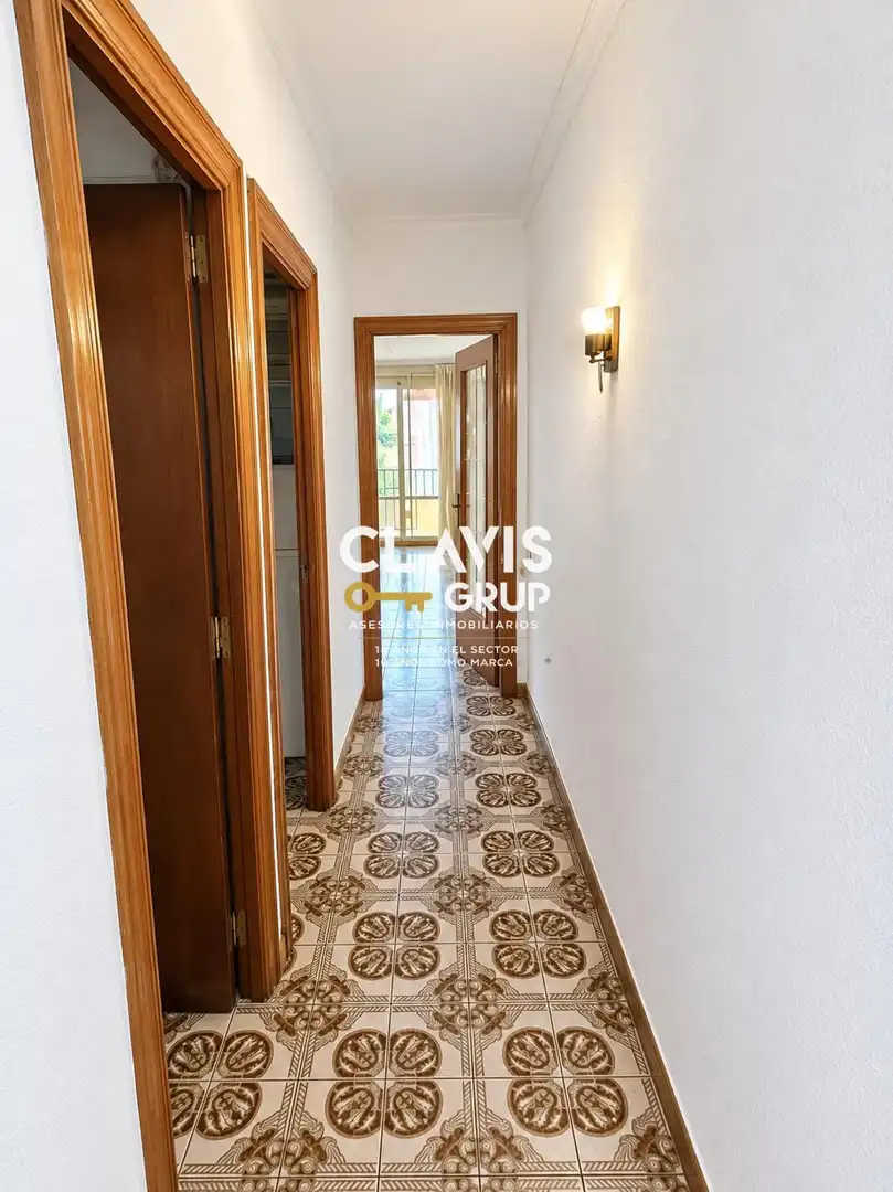 Piso con ascensor en venta en Nou Barris, imagen 7