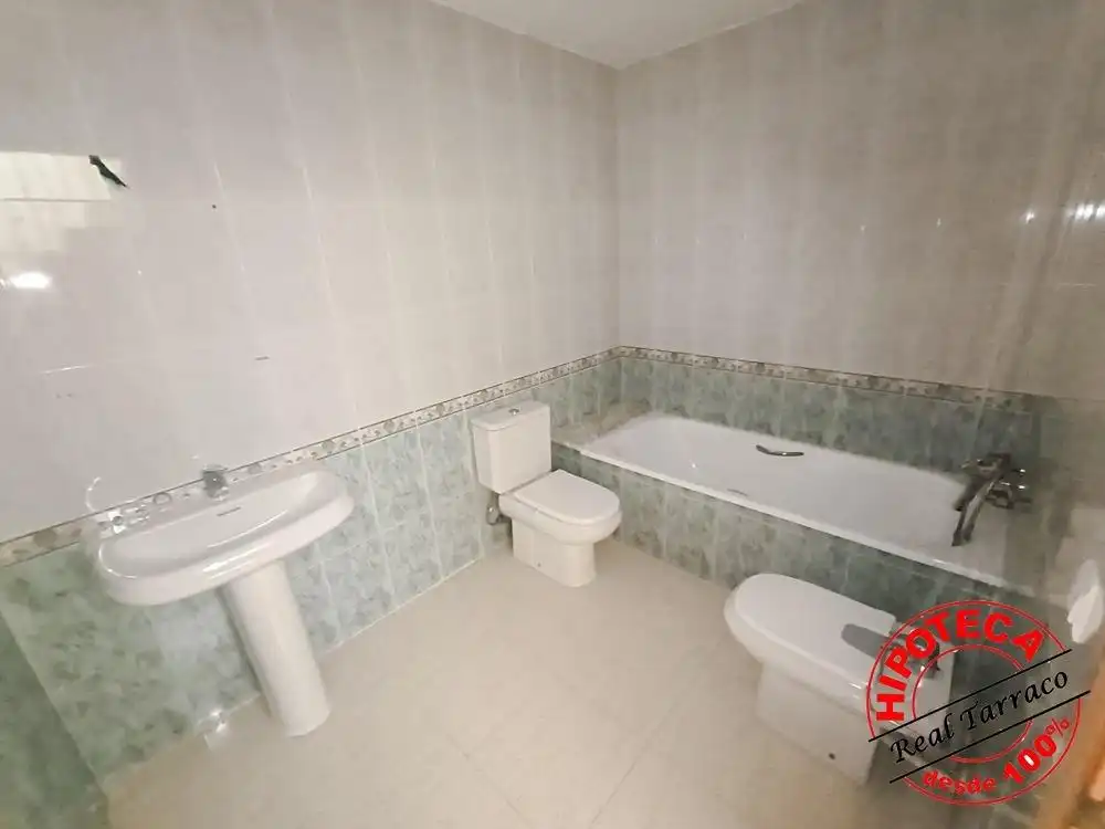 Baño de Casa adosada en venta en Calafell con Piscina comunitaria