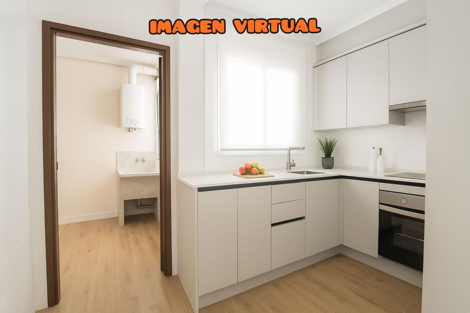 Kitchen of Flat for sale in Elche / Elx