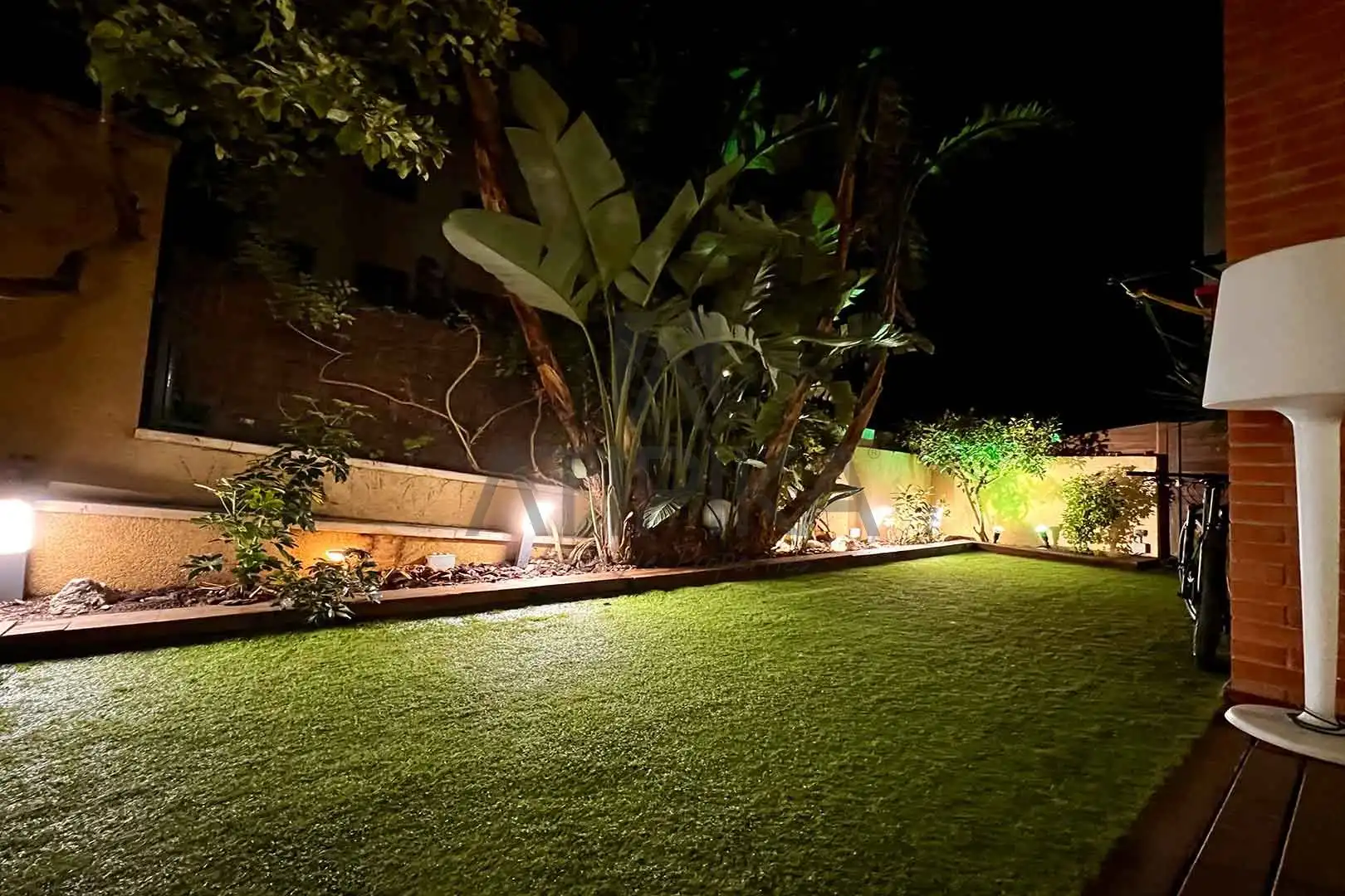 Garden of Duplexes for sale in Sitges  with Heating, Parquet flooring and Terrace
