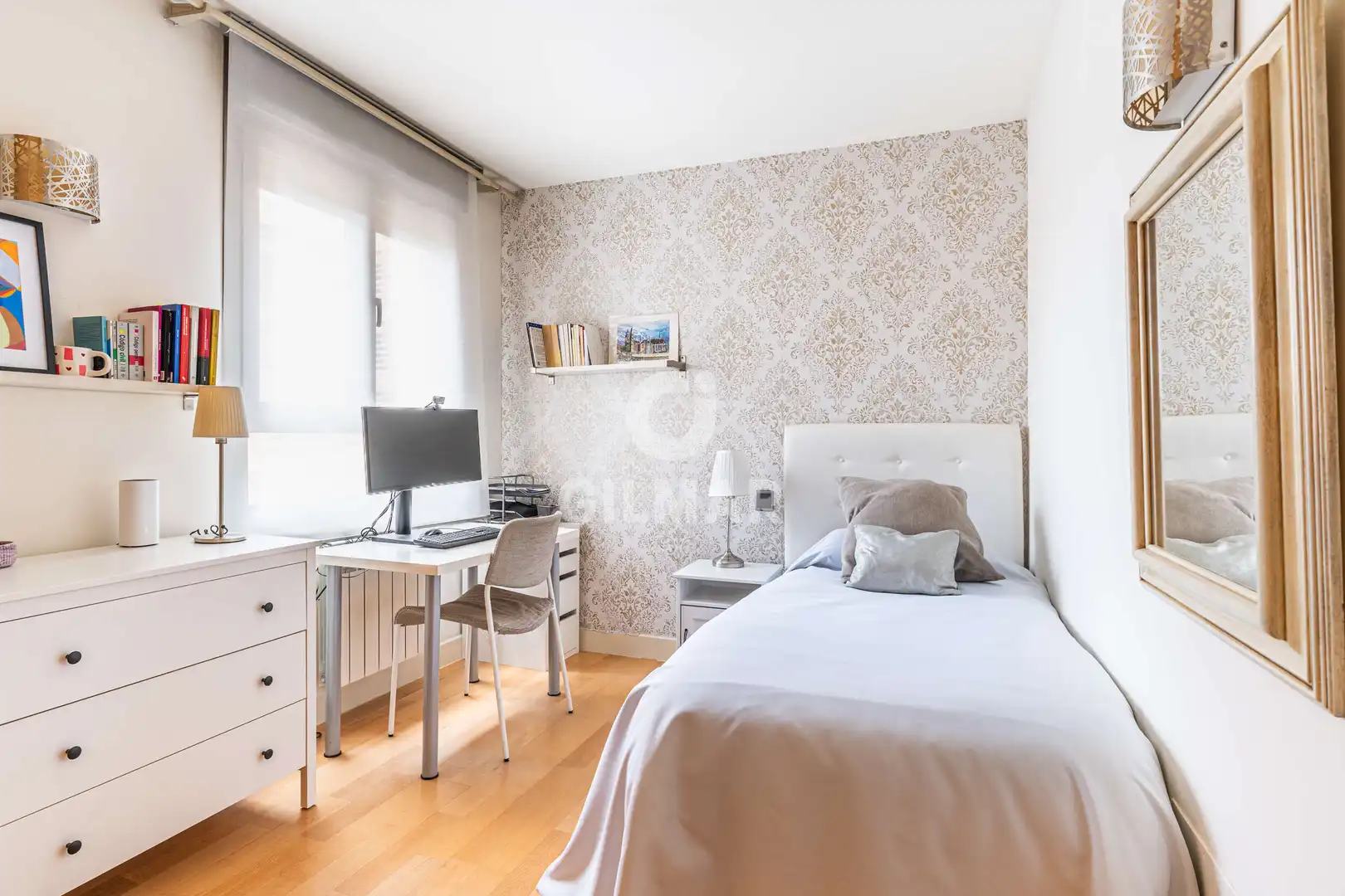 Schlafzimmer von Maisonette zum Verkauf in Madrid mit Heizung, Privatgarten und Abstellraum