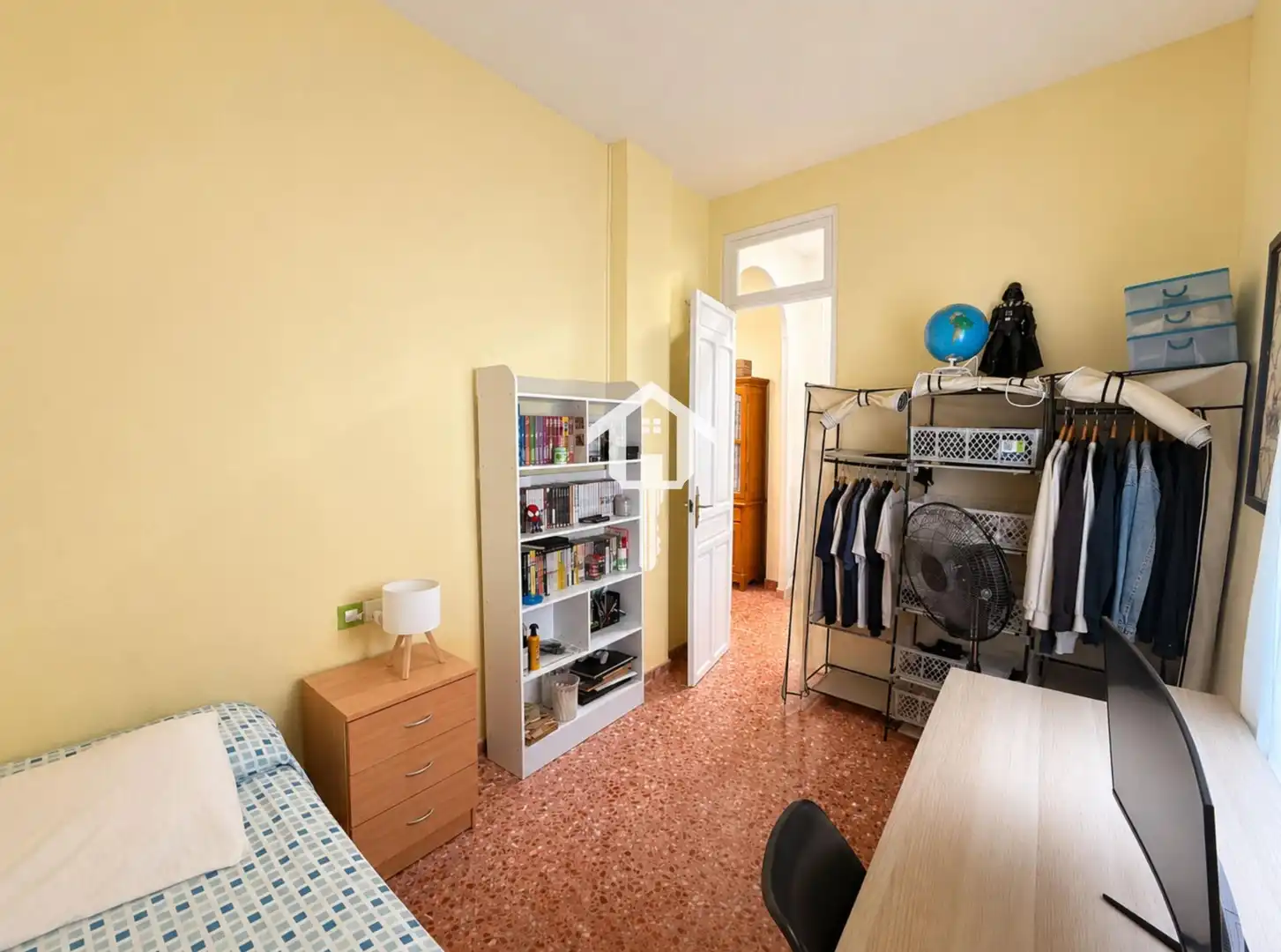 Habitación de Casa adosada en venta en Alicante / Alacant