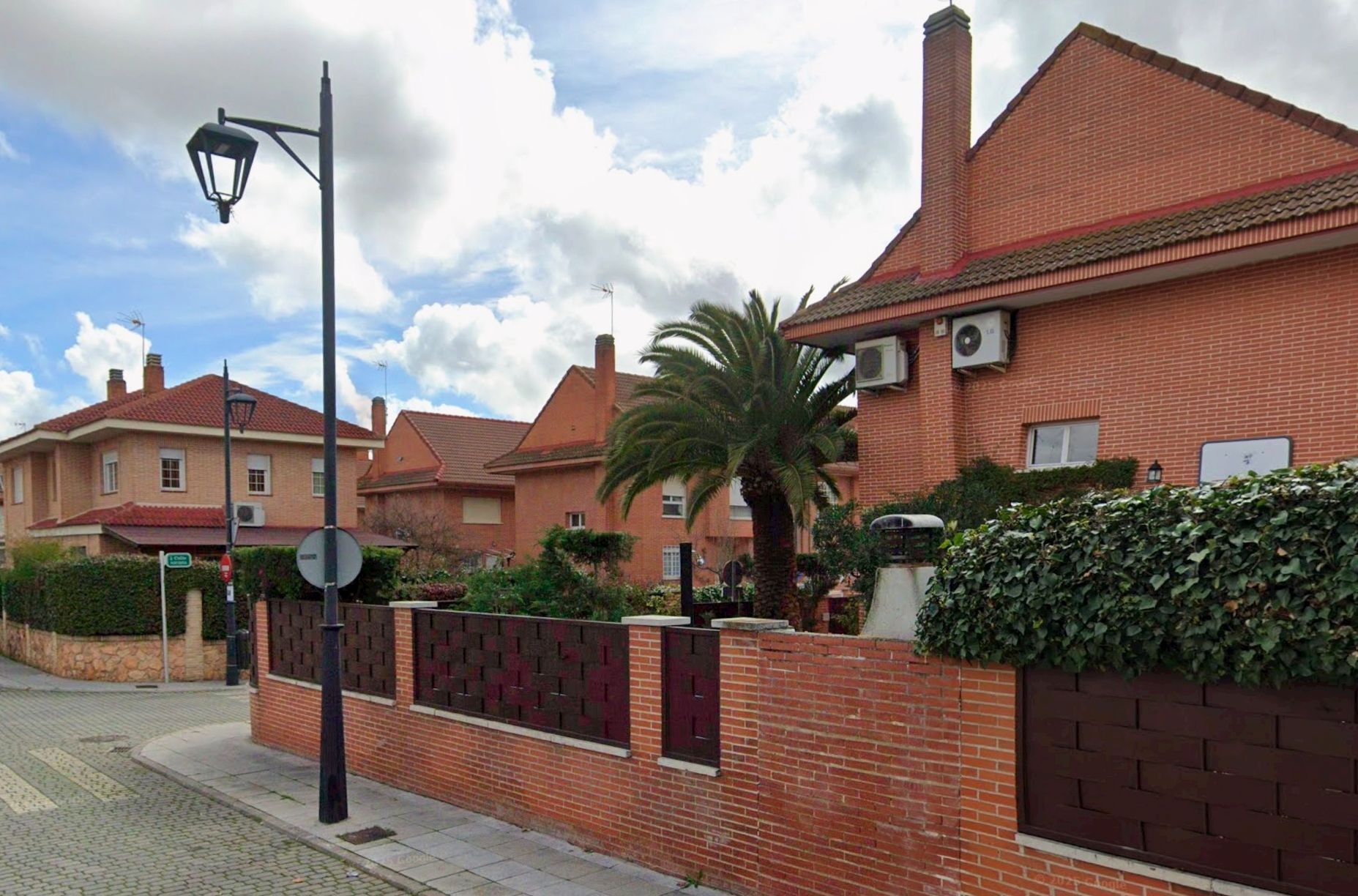 Casa adosada en venda a La Ermita
