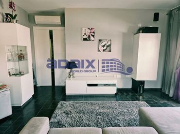 Appartamento con piscina in vendita a Calle Cabezarados 1