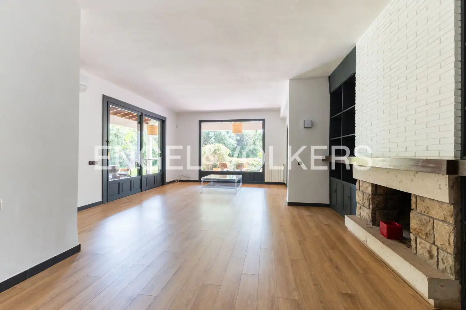 Sala de estar de Casa o chalet de alquiler en Rocafort con Aire acondicionado, Calefacción y Jardín privado