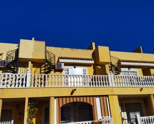 Vista exterior de Casa adosada en venda en Formentera del Segura