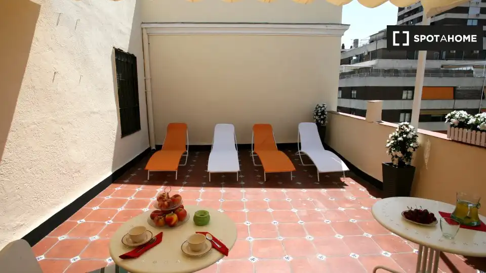Room in Gaztambide