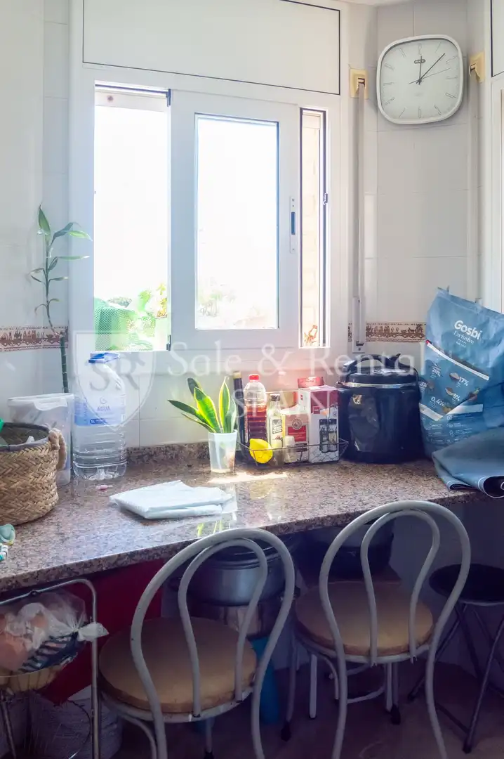 Küche von Wohnung zum Verkauf in Blanes mit Klimaanlage und Heizung