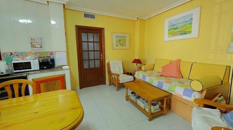 Foto 5 de Casa adosada en venta en Cacabelos, León