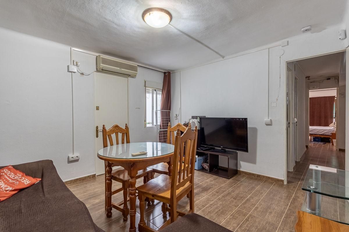 Piso en venta en  Granada Capital