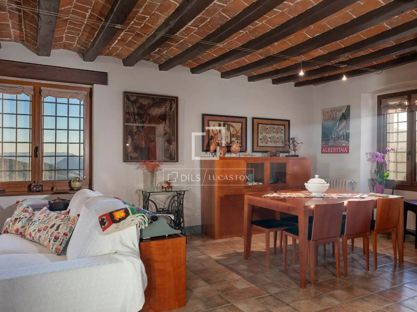 Comedor de Finca rústica en venta en Arbúcies con Aire acondicionado, Calefacción y Jardín privado
