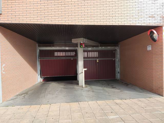 Garaje en Venta en Zabalgana Hiribidea, 7 en Zabalgana