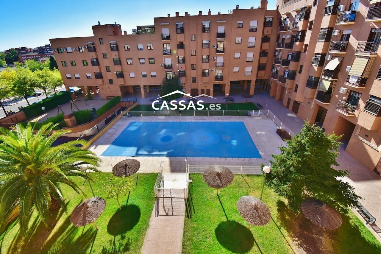 Exterior view of Flat for sale in Torrejón de Ardoz  with Air Conditioner, Heating and Terrace